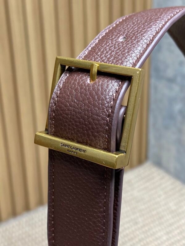 LE 5 À 7 SUPPLE LARGE IN GRAINED LEATHER