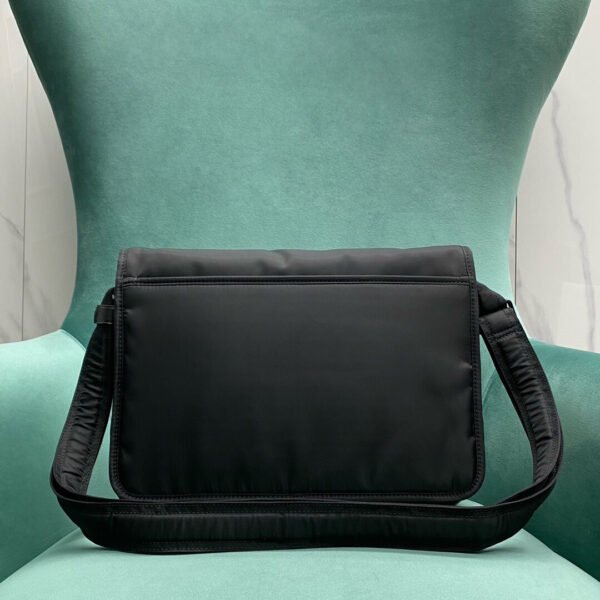 NIKI MESSENGER IN ECONYL®