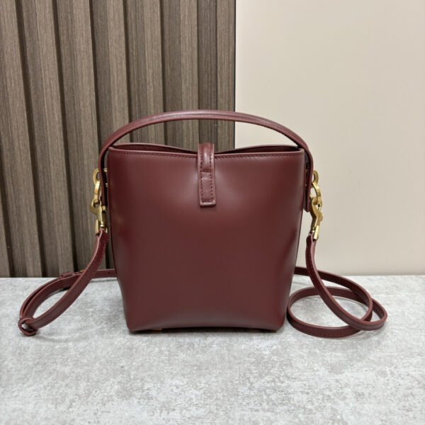 LE 37 MINI IN SHINY LEATHER