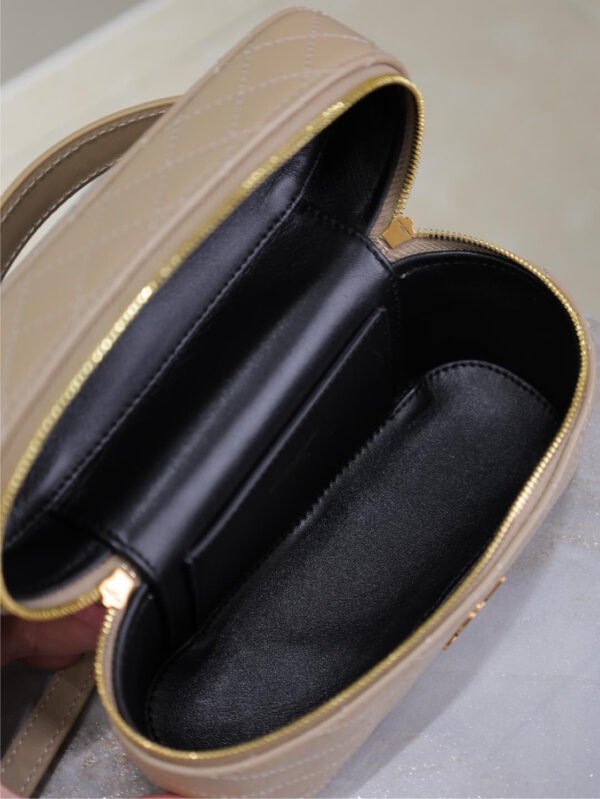 GABY VANITY BAG IN LAMBSKIN