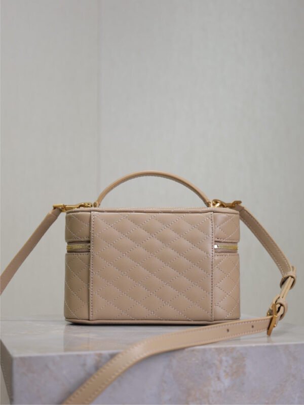 GABY VANITY BAG IN LAMBSKIN