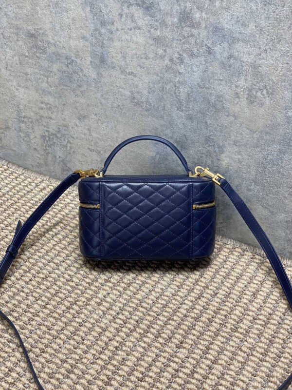 GABY VANITY BAG IN LAMBSKIN