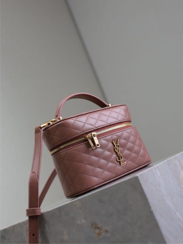 GABY VANITY BAG IN LAMBSKIN