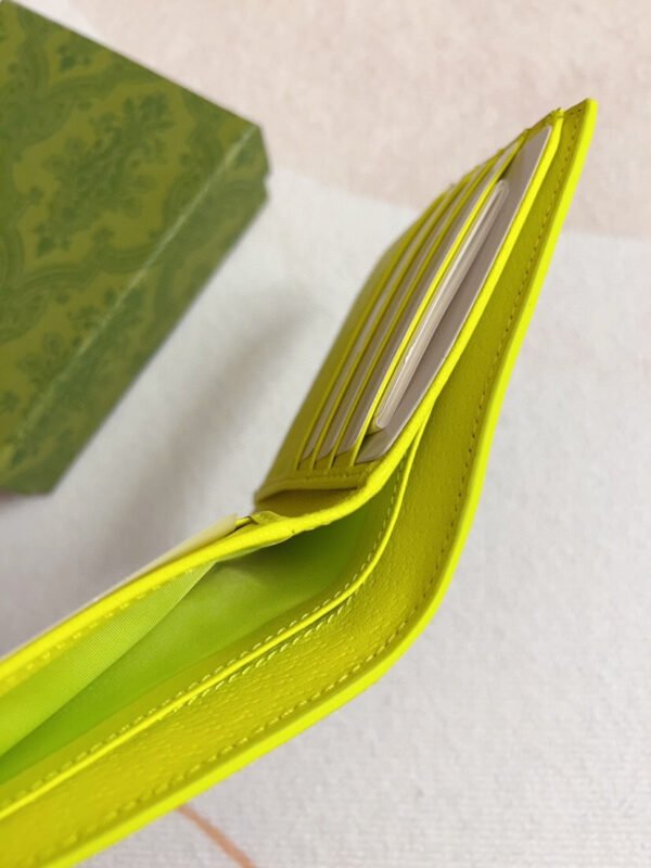 768243 FACQC 9742 (4) ACID GREEN INTERIOR GG BI-FOLD WALLET