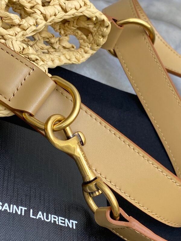 773984GAAEB9718 (6) OXALIS IN RAFFIA