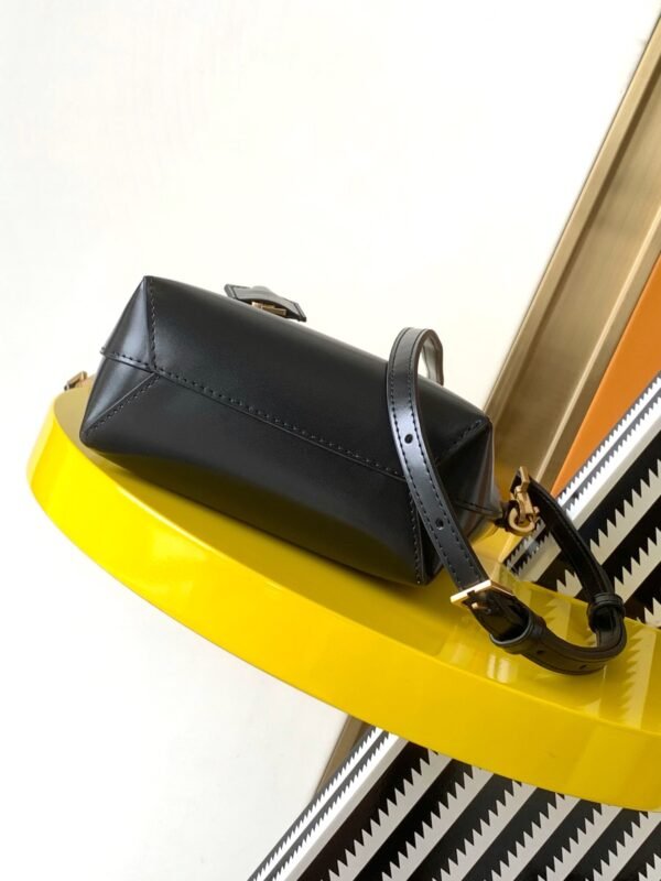 773995AADDI1000 (1) MINI TOY SHOPPING SAINT LAURENT IN BOX LEATHER