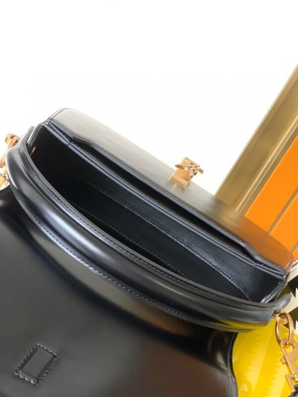 VOLTAIRE IN BOX SAINT LAURENT