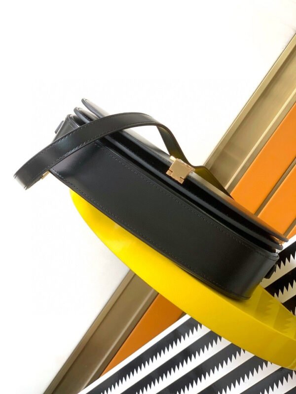 VOLTAIRE IN BOX SAINT LAURENT