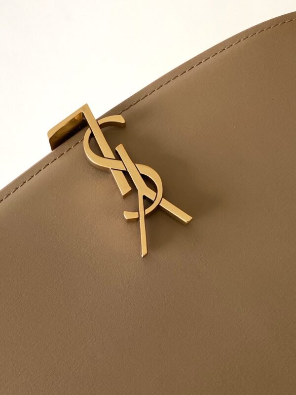 7876710SX0W2760 (1) VOLTAIRE IN BOX SAINT LAURENT