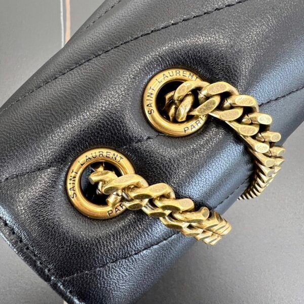 801439AAEAX1000 (1) LOULOU MEDIUM IN MATELASSÉ LAMBSKIN