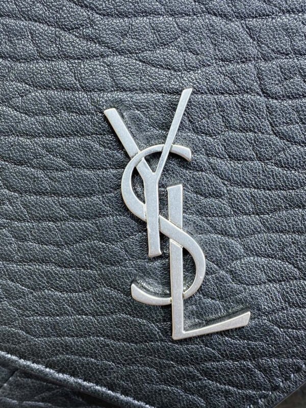 801490AACIU1000 (2) CASSANDRE ENVELOPE MESSENGER IN LAMBSKIN