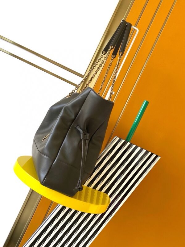 809824AAB323212 (5) JAMIE SHOPPING IN LAMBSKIN