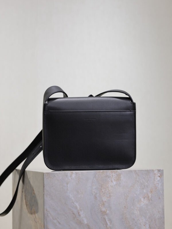 SAINT LAURENT SMALL SATCHEL IN SMOOTH LEATHER