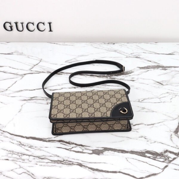 GG EMBLEM WALLET WITH LEATHER STRAP