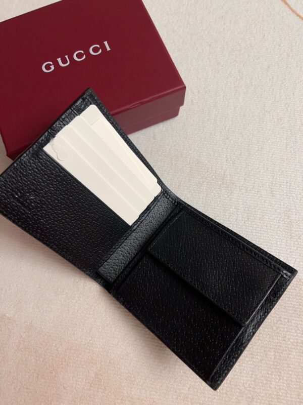 834792 AAE1A 1042 (2) OPHIDIA COIN WALLET