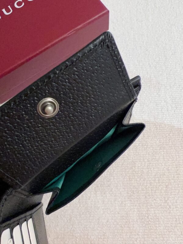 834792 AAE1A 1042 (4) OPHIDIA COIN WALLET