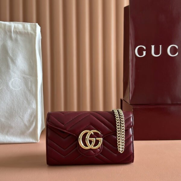 GG MARMONT WALLET ON CHAIN