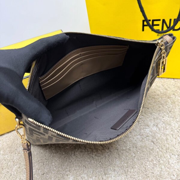 Flat Baguette Pouch Large