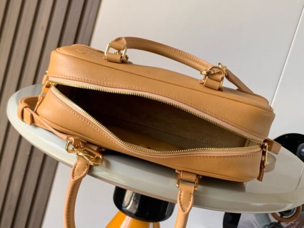 A039N23X01 brown (2) Amazona 23 cropped bag in nappa calfskin