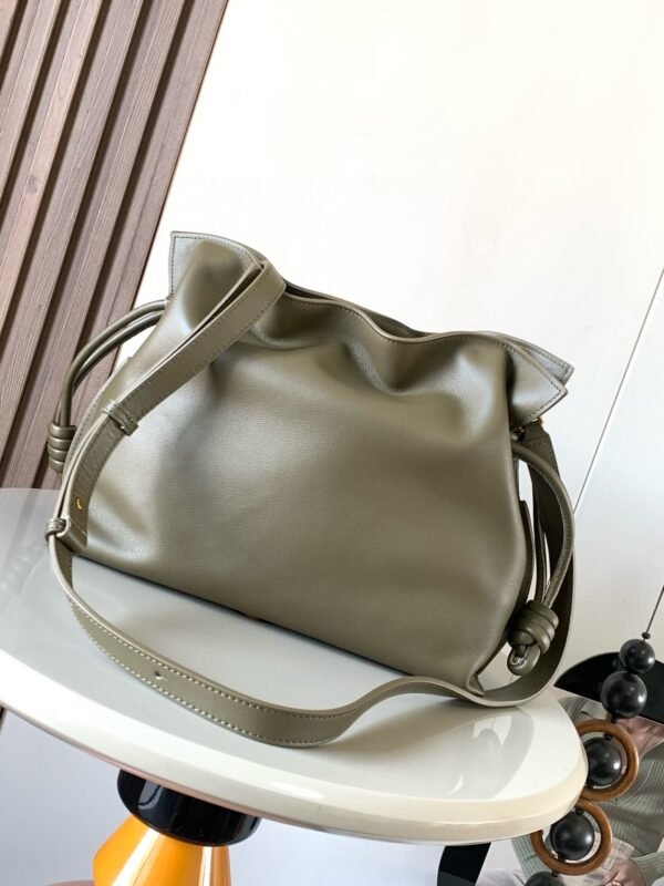 Medium Flamenco clutch in nappa calfskin