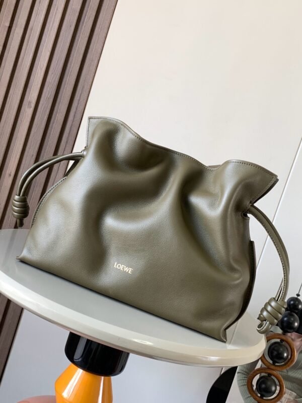 Medium Flamenco clutch in nappa calfskin