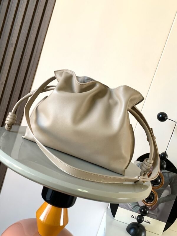 Medium Flamenco clutch in nappa calfskin