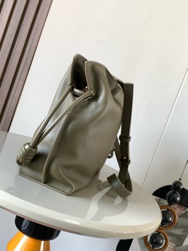 Medium Flamenco clutch in nappa calfskin