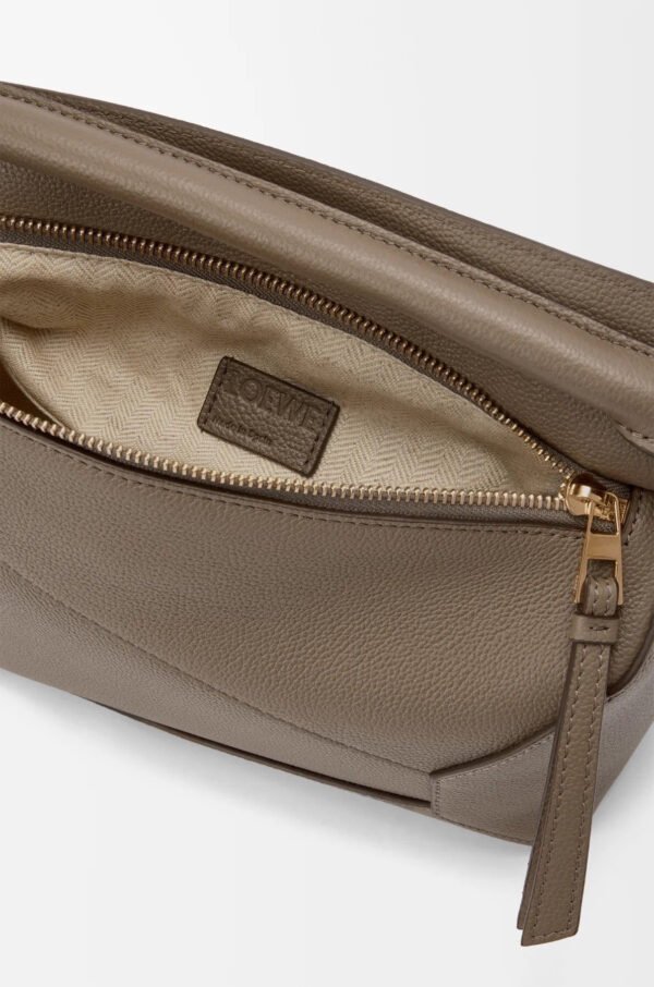 A510P60XAW (7) Small Puzzle Edge bag in soft grained calfskin