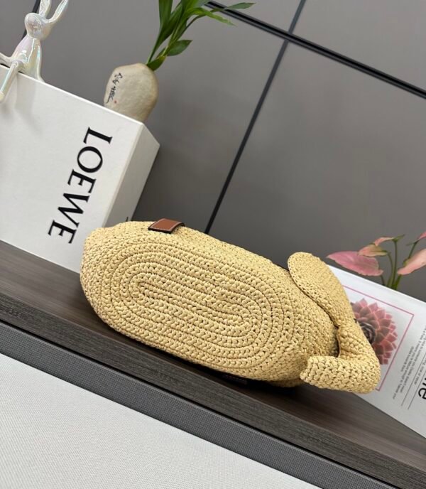 Small Elephant basket in raffia and calfskin