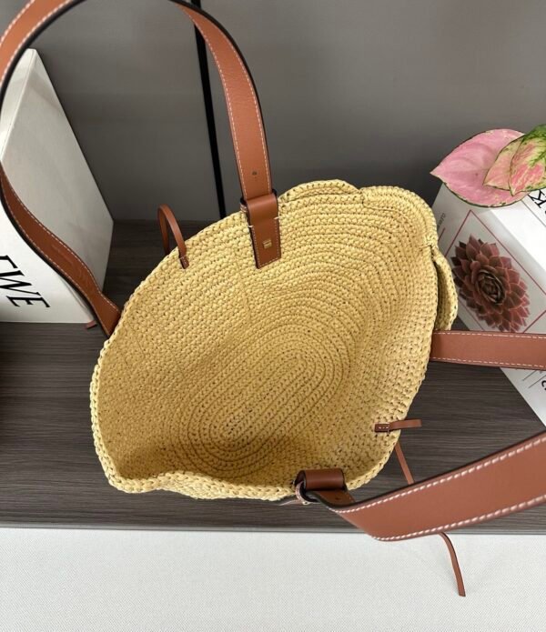Small Elephant basket in raffia and calfskin