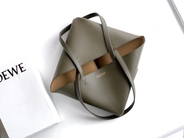 Medium Puzzle Fold tote in shiny calfskin