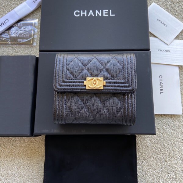 BOY CHANEL SMALL FLAP WALLET
