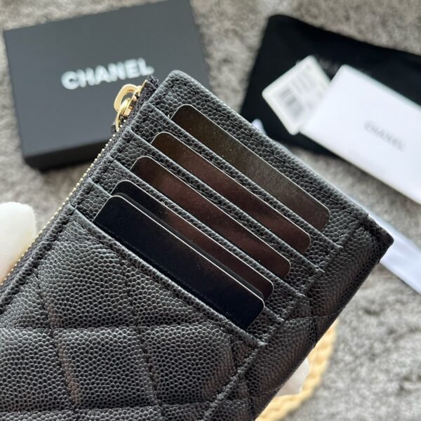 Classic zipper card holder