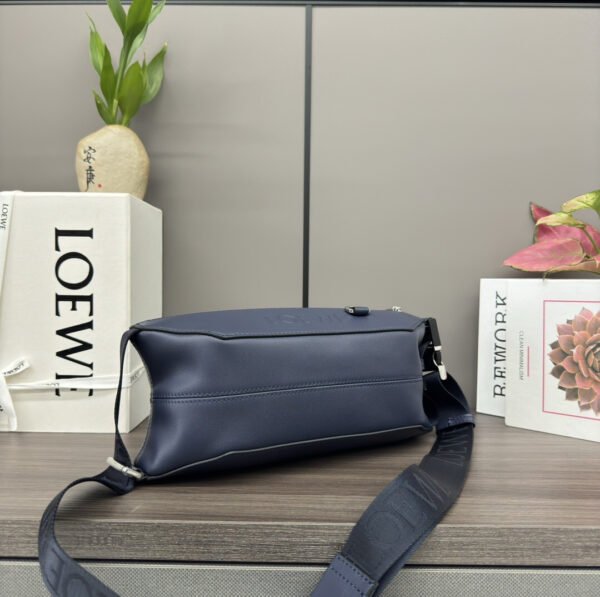 Convertible sling in classic calfskin