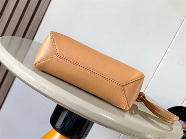 C510PT1X01 (2) Puzzle Fold pouch in shiny nappa calfskin