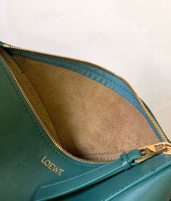 C510PT1X01 (3) Puzzle Fold pouch in shiny nappa calfskin