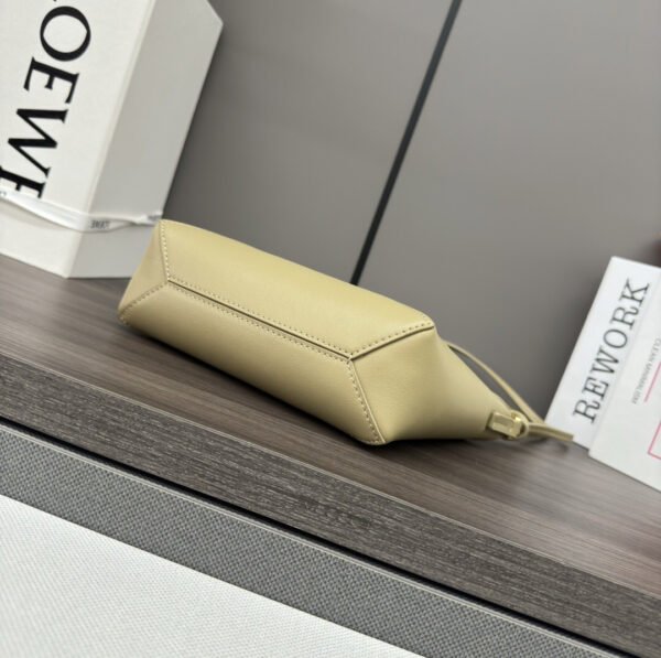 C510PT1X01 (5) Puzzle Fold pouch in shiny nappa calfskin