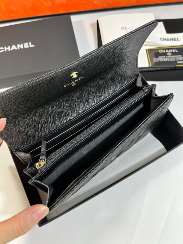 Caviar Quilted Crystal CC Large Gusset Flap Wallet black (4) Caviar Quilted Crystal CC Large Gusset Flap Wallet