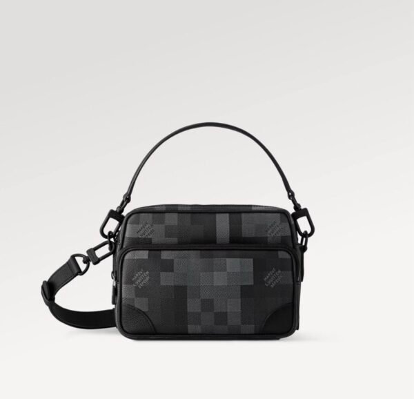 IMG_0309 LOUIS VUITTON Nil Messenger M14988