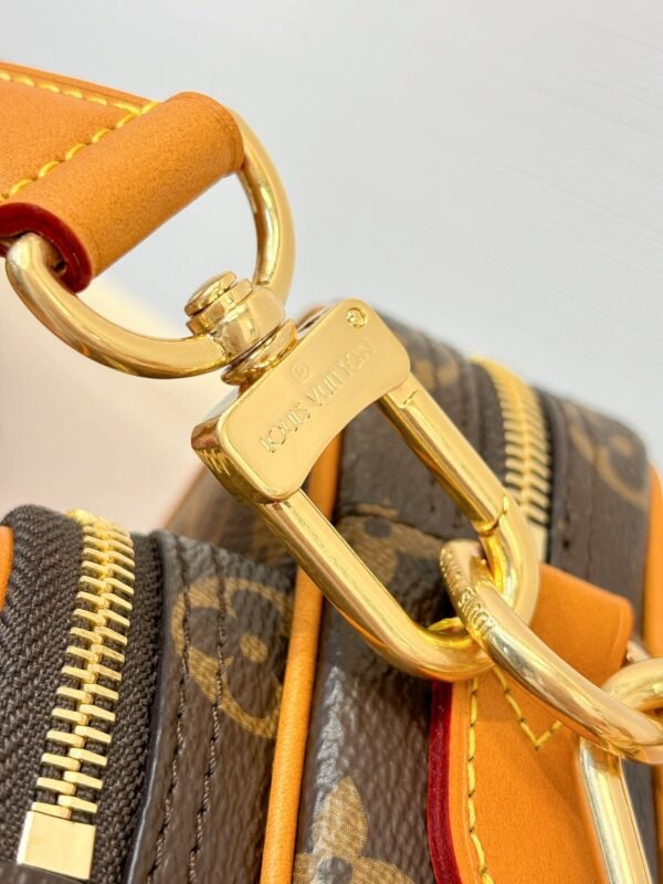 LOUIS VUITTON Nil M14016