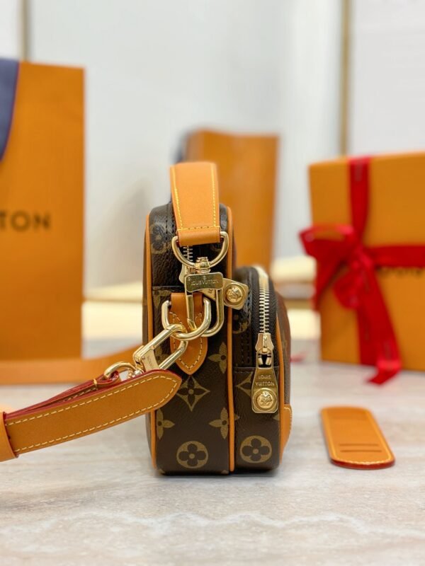 LOUIS VUITTON Nil M14016