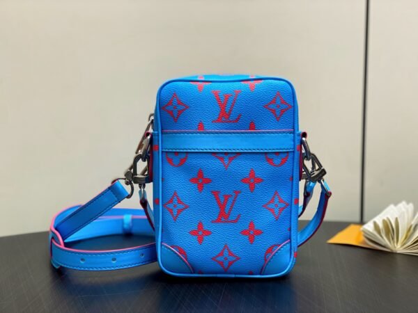 LOUIS VUITTON Danube M14685