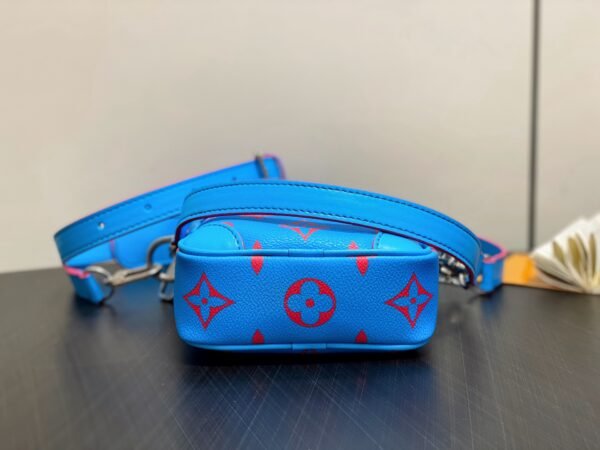 LOUIS VUITTON Danube M14685