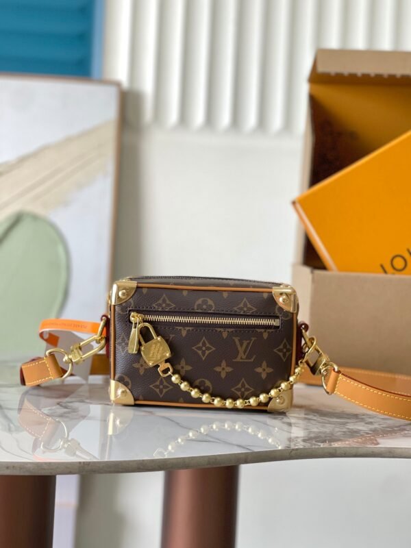 LOUIS VUITTON Mini Soft Trunk M14729
