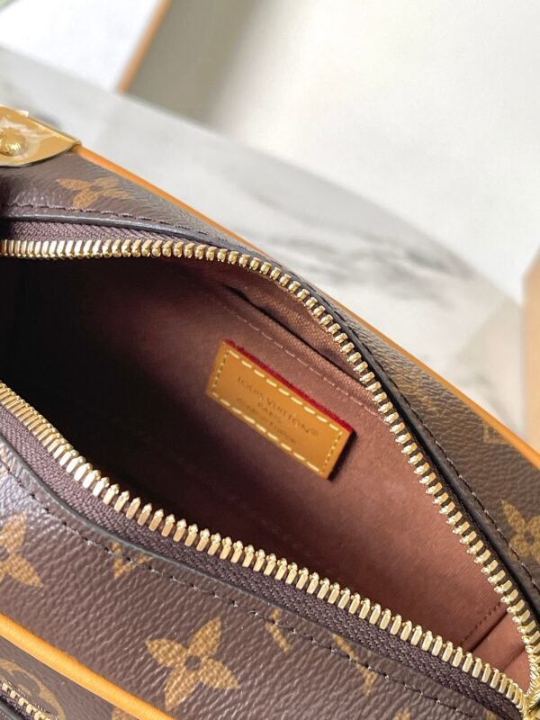 LOUIS VUITTON Mini Soft Trunk M14729