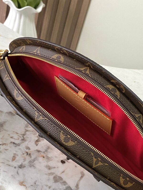 LOUIS VUITTON SS25 Collection LV Fan M14804