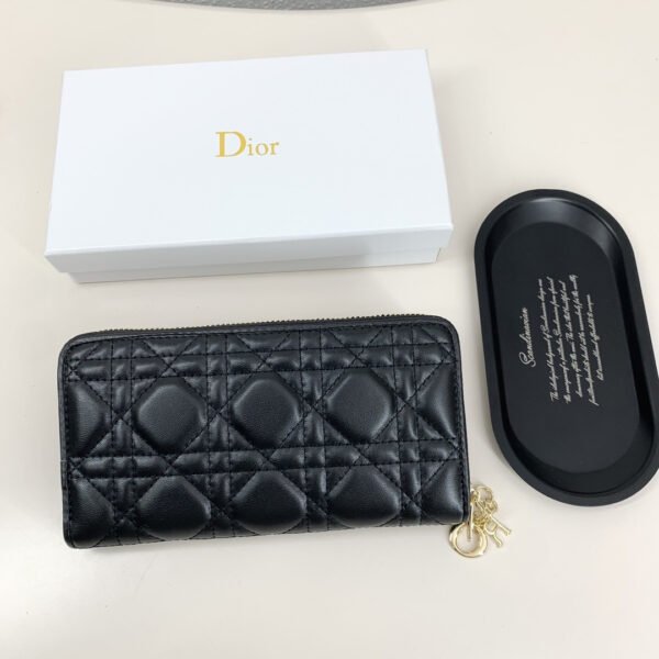 Lady Dior Voyageur Wallet