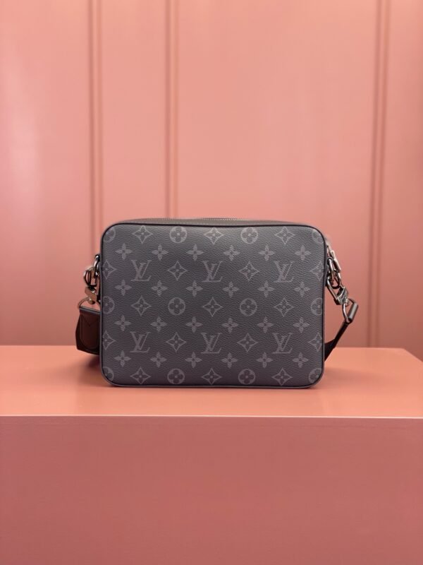 Louis Vuitton Trio Messenger M69443