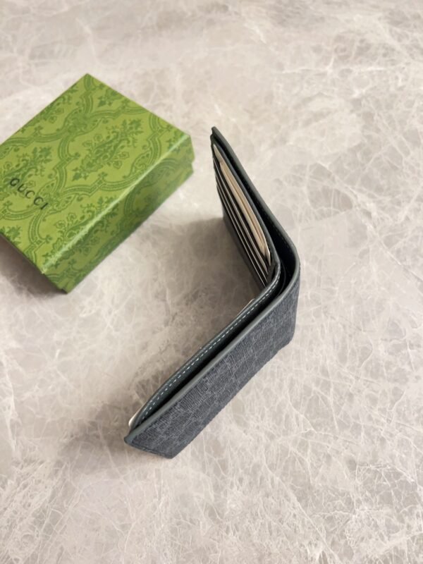 Grey interior GG bi-fold wallet