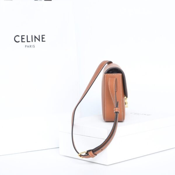 CELINE SHOULDER BAG CLAUDE IN SHINY CALFSKIN - BROWN